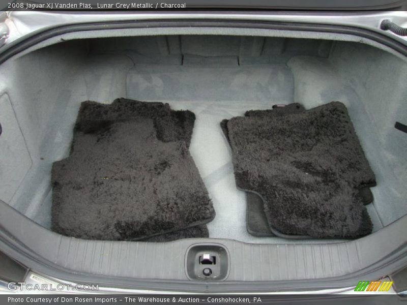 Lunar Grey Metallic / Charcoal 2008 Jaguar XJ Vanden Plas