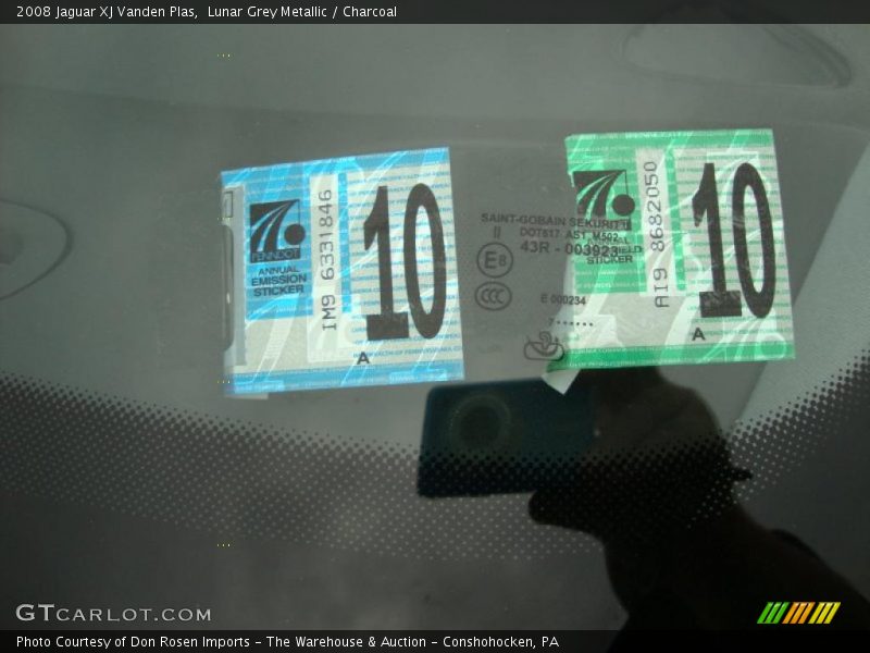 Lunar Grey Metallic / Charcoal 2008 Jaguar XJ Vanden Plas