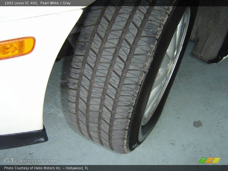 Pearl White / Gray 1993 Lexus SC 400