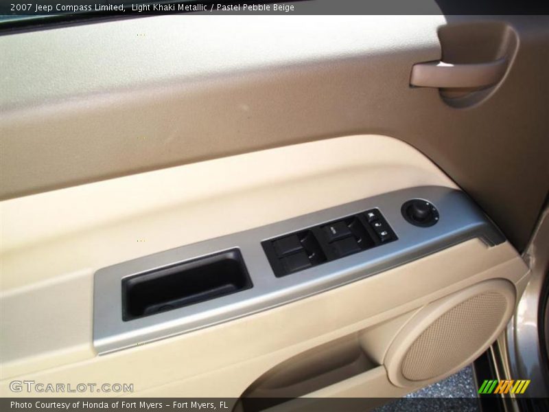 Light Khaki Metallic / Pastel Pebble Beige 2007 Jeep Compass Limited