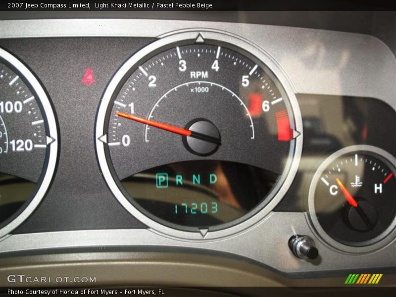 Light Khaki Metallic / Pastel Pebble Beige 2007 Jeep Compass Limited