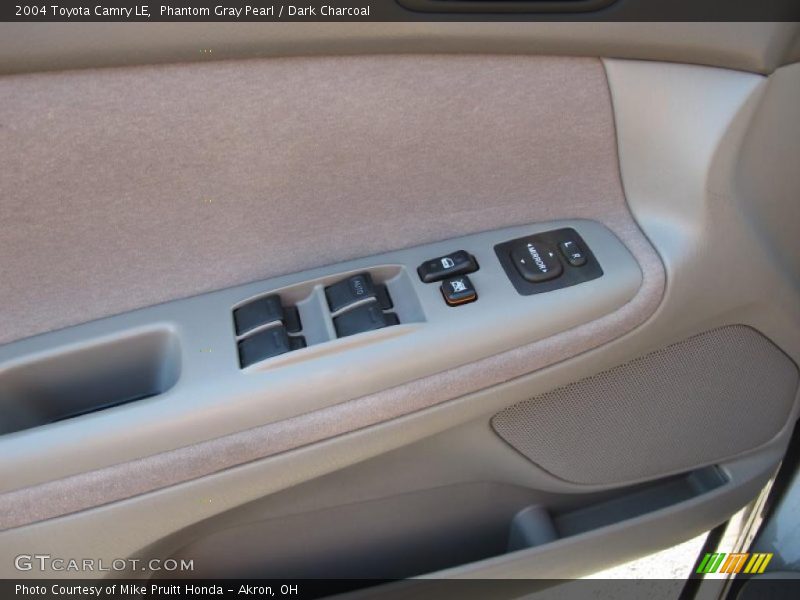 Phantom Gray Pearl / Dark Charcoal 2004 Toyota Camry LE