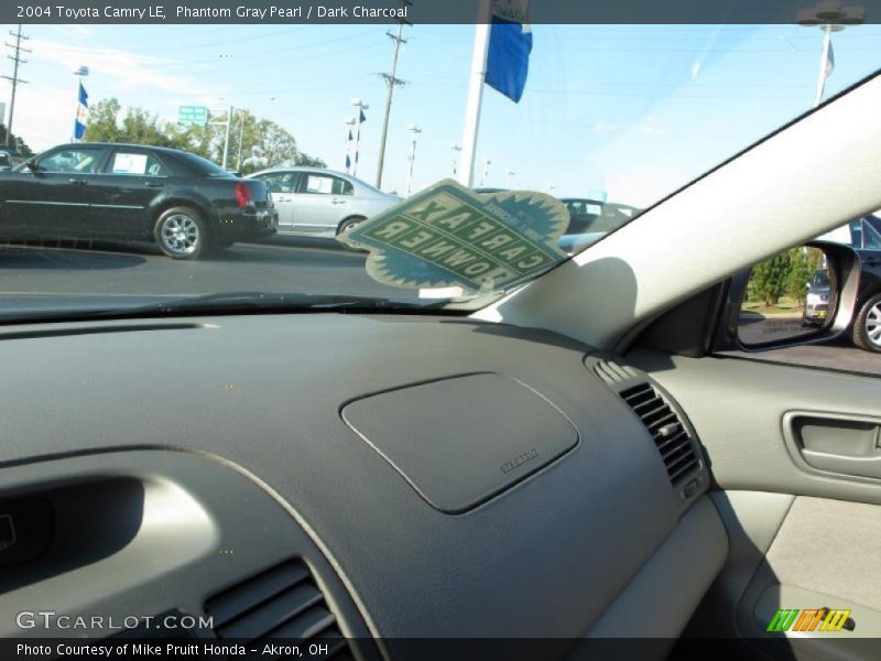 Phantom Gray Pearl / Dark Charcoal 2004 Toyota Camry LE