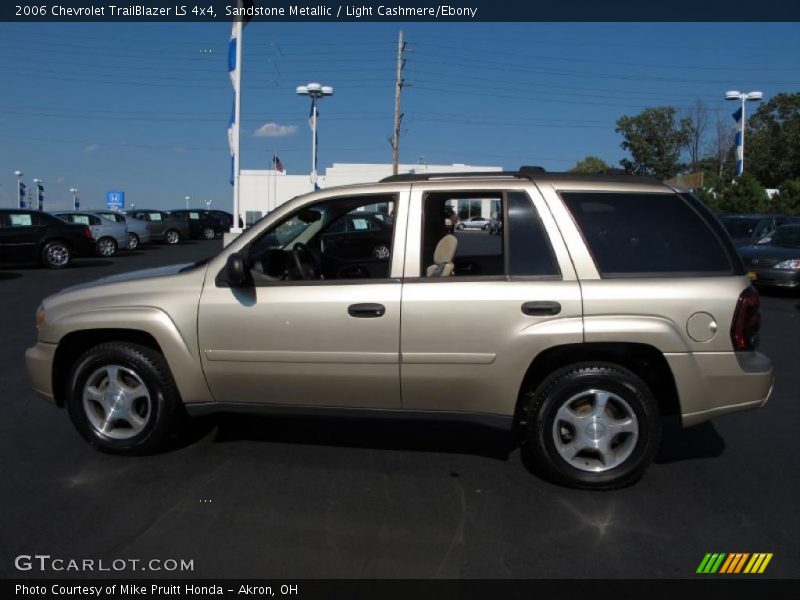 Sandstone Metallic / Light Cashmere/Ebony 2006 Chevrolet TrailBlazer LS 4x4