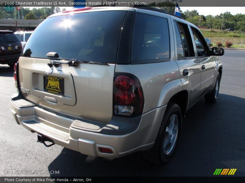 Sandstone Metallic / Light Cashmere/Ebony 2006 Chevrolet TrailBlazer LS 4x4