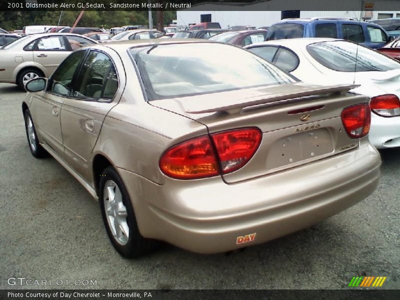 Sandstone Metallic / Neutral 2001 Oldsmobile Alero GL Sedan