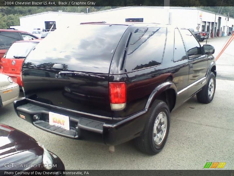 Black / Graphite Gray 2004 Chevrolet Blazer LS 4x4