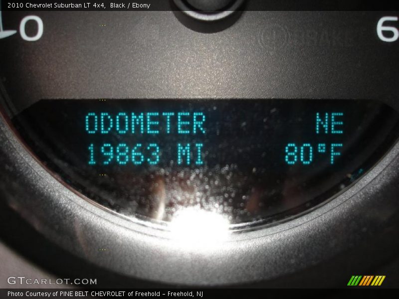 Black / Ebony 2010 Chevrolet Suburban LT 4x4