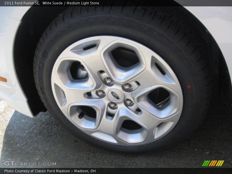 White Suede / Medium Light Stone 2011 Ford Fusion SE