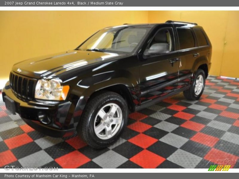 Black / Medium Slate Gray 2007 Jeep Grand Cherokee Laredo 4x4