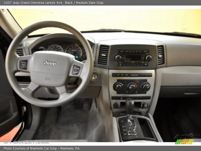 Black / Medium Slate Gray 2007 Jeep Grand Cherokee Laredo 4x4