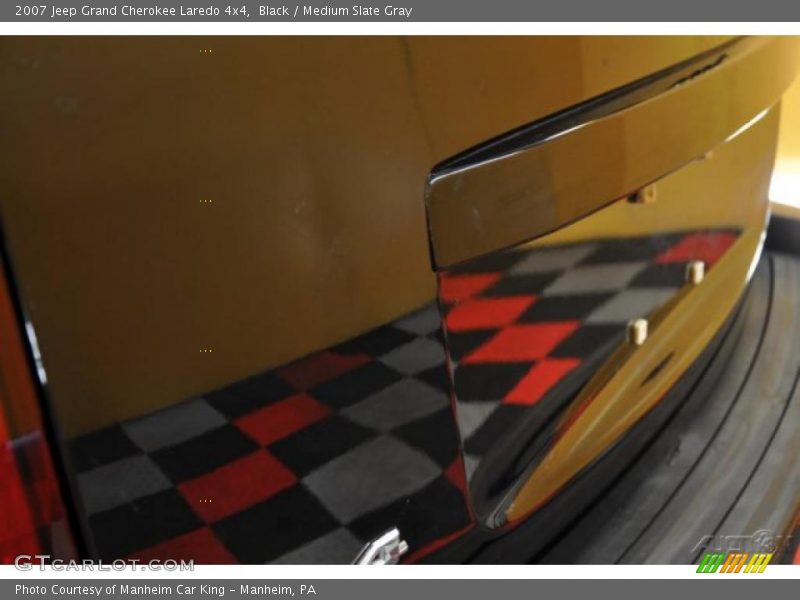 Black / Medium Slate Gray 2007 Jeep Grand Cherokee Laredo 4x4