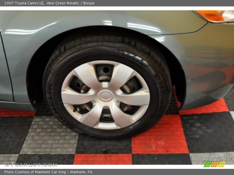 Aloe Green Metallic / Bisque 2007 Toyota Camry LE