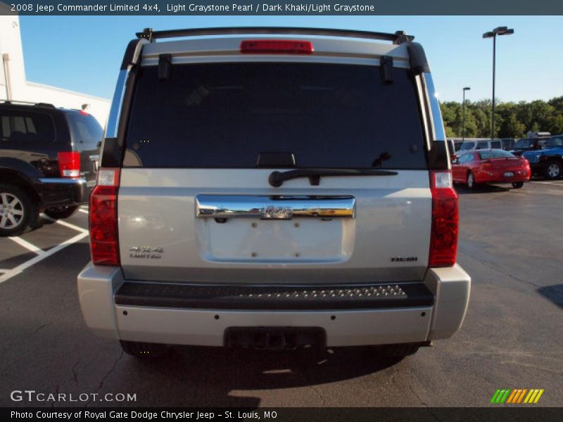 Light Graystone Pearl / Dark Khaki/Light Graystone 2008 Jeep Commander Limited 4x4