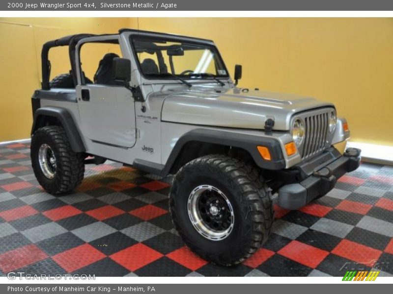 Silverstone Metallic / Agate 2000 Jeep Wrangler Sport 4x4