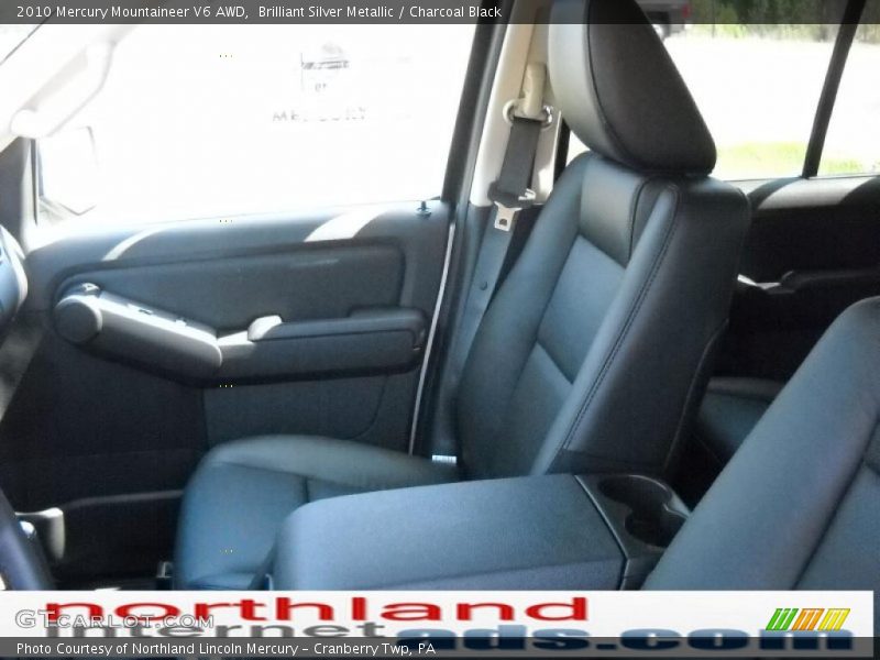Brilliant Silver Metallic / Charcoal Black 2010 Mercury Mountaineer V6 AWD