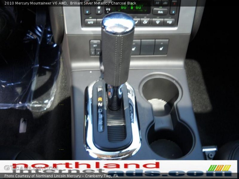 Brilliant Silver Metallic / Charcoal Black 2010 Mercury Mountaineer V6 AWD