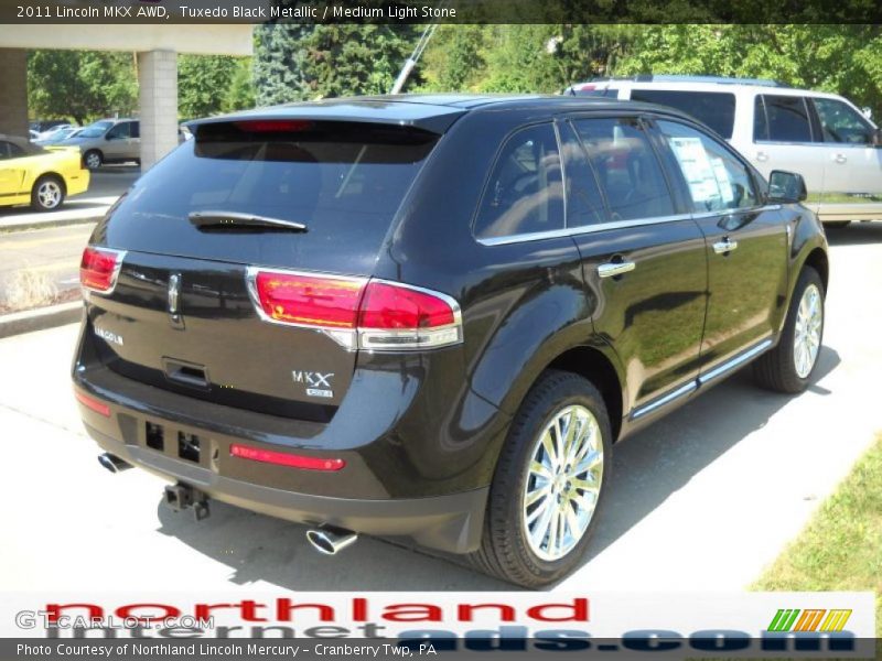 Tuxedo Black Metallic / Medium Light Stone 2011 Lincoln MKX AWD