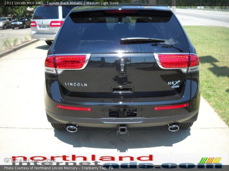 Tuxedo Black Metallic / Medium Light Stone 2011 Lincoln MKX AWD