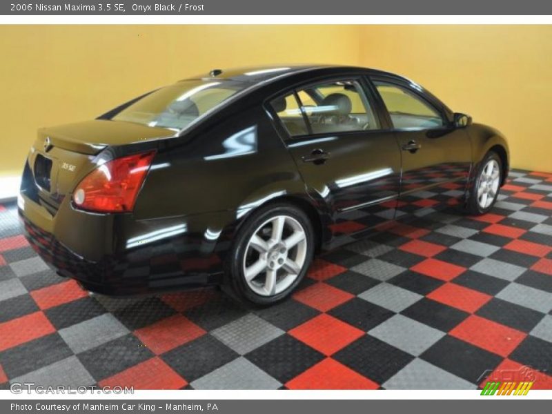 Onyx Black / Frost 2006 Nissan Maxima 3.5 SE