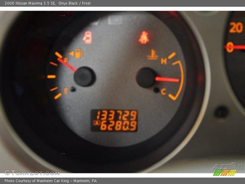 Onyx Black / Frost 2006 Nissan Maxima 3.5 SE