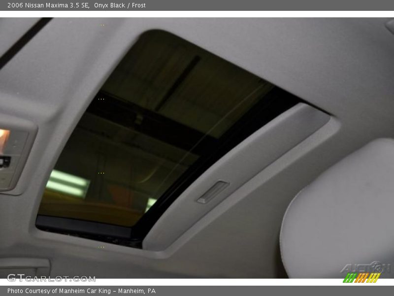 Onyx Black / Frost 2006 Nissan Maxima 3.5 SE