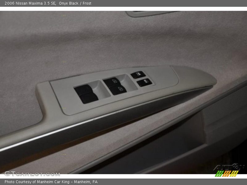 Onyx Black / Frost 2006 Nissan Maxima 3.5 SE
