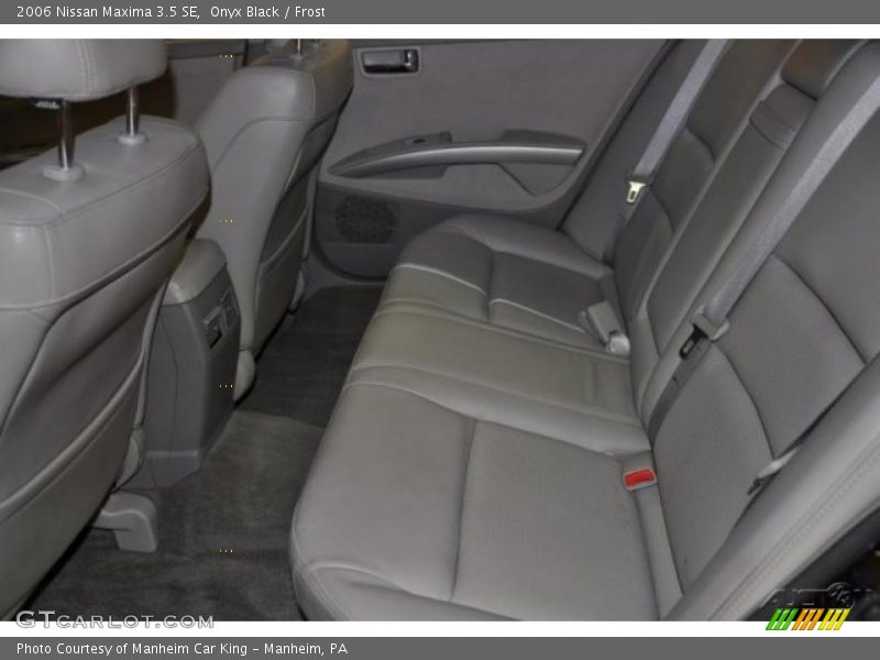 Onyx Black / Frost 2006 Nissan Maxima 3.5 SE