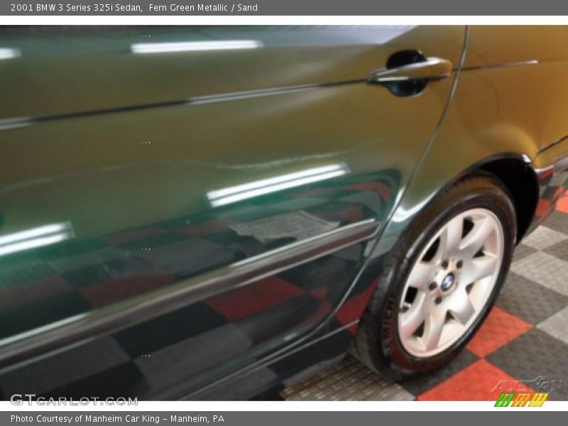 Fern Green Metallic / Sand 2001 BMW 3 Series 325i Sedan