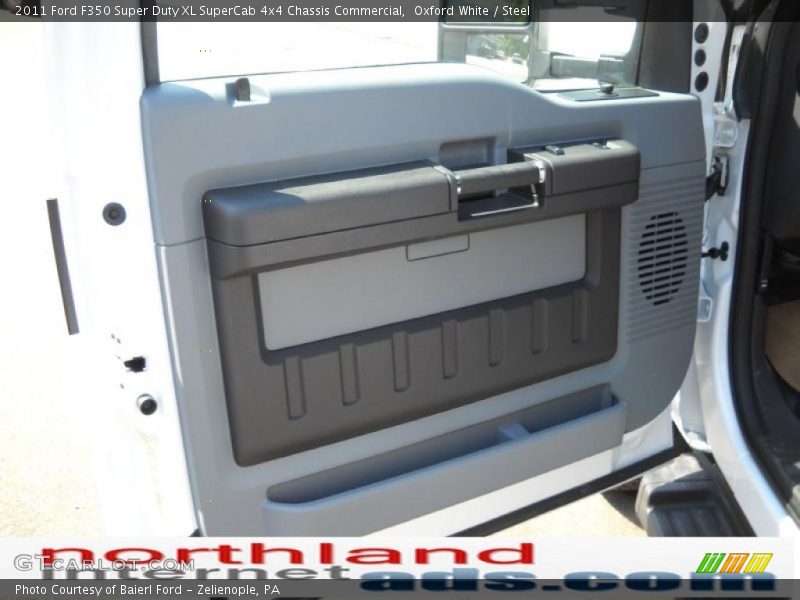 Oxford White / Steel 2011 Ford F350 Super Duty XL SuperCab 4x4 Chassis Commercial