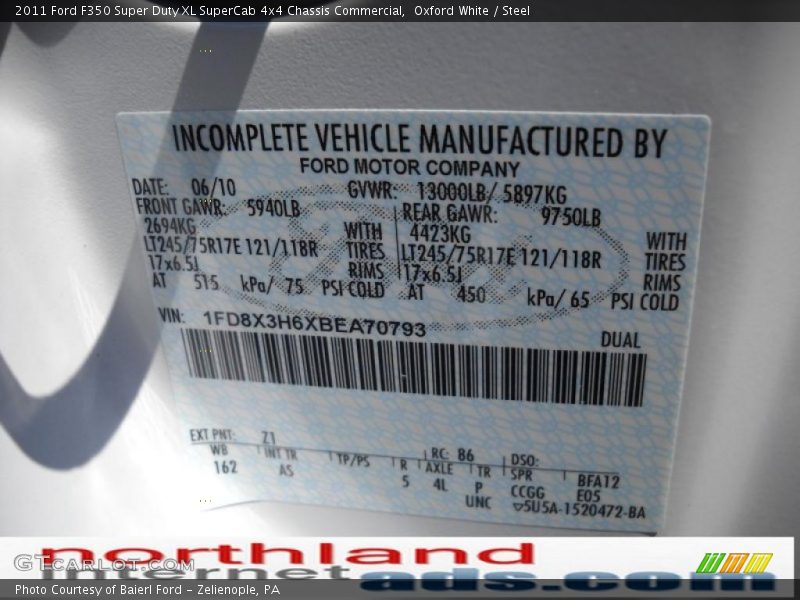 Oxford White / Steel 2011 Ford F350 Super Duty XL SuperCab 4x4 Chassis Commercial
