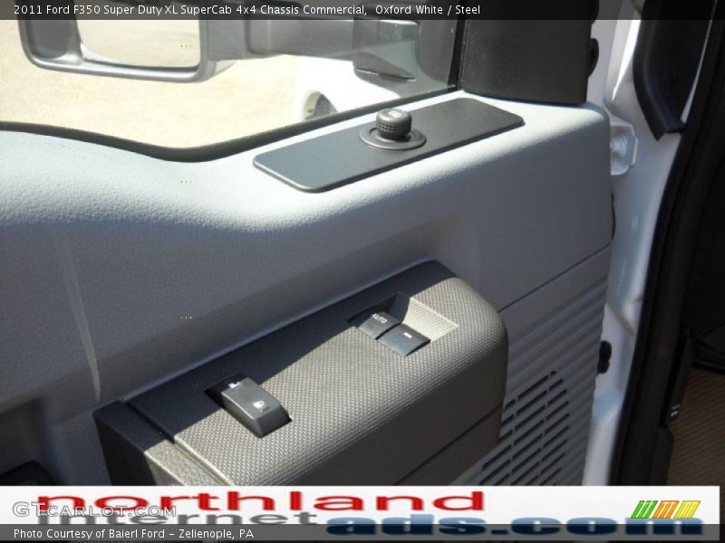 Oxford White / Steel 2011 Ford F350 Super Duty XL SuperCab 4x4 Chassis Commercial