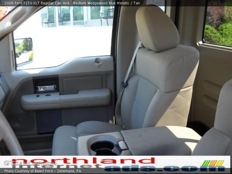 Medium Wedgewood Blue Metallic / Tan 2006 Ford F150 XLT Regular Cab 4x4