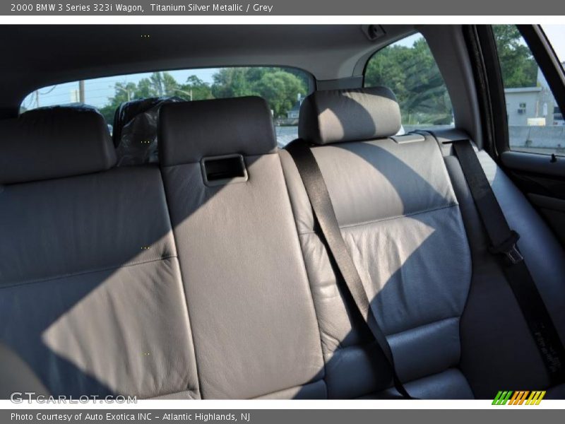 Titanium Silver Metallic / Grey 2000 BMW 3 Series 323i Wagon