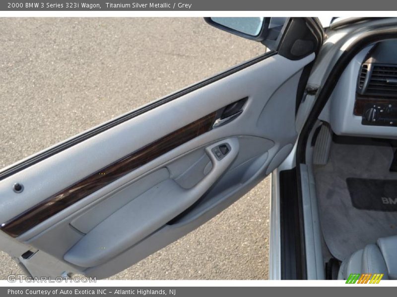 Titanium Silver Metallic / Grey 2000 BMW 3 Series 323i Wagon