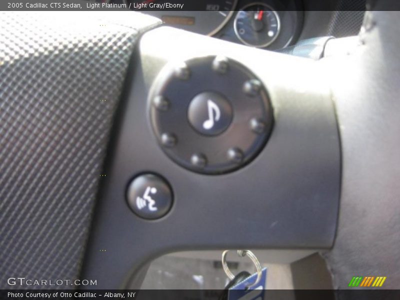 Light Platinum / Light Gray/Ebony 2005 Cadillac CTS Sedan