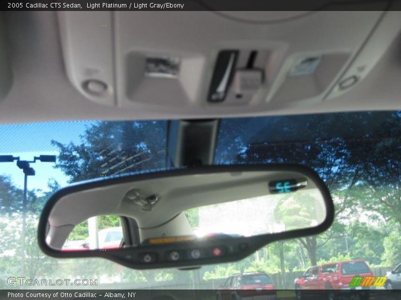 Light Platinum / Light Gray/Ebony 2005 Cadillac CTS Sedan