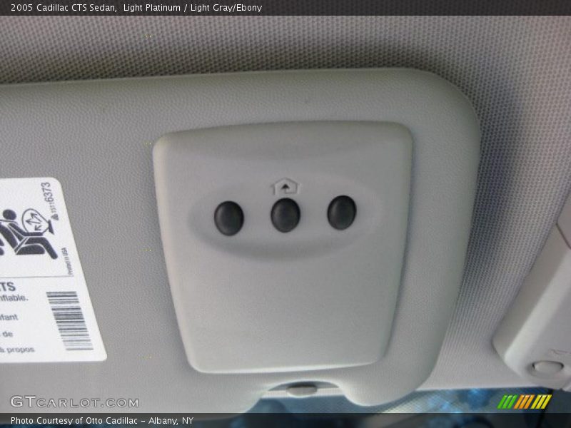 Light Platinum / Light Gray/Ebony 2005 Cadillac CTS Sedan