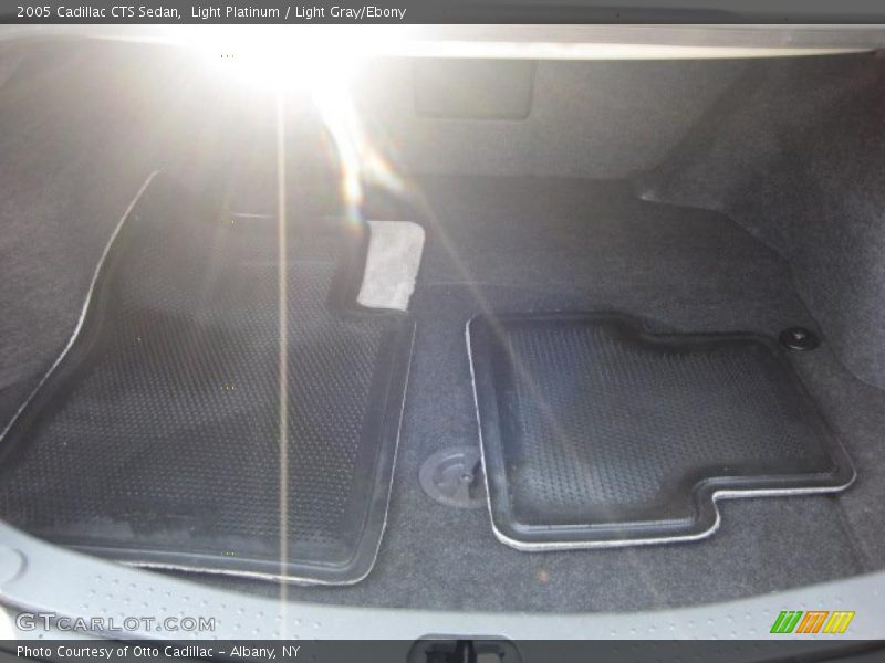 Light Platinum / Light Gray/Ebony 2005 Cadillac CTS Sedan