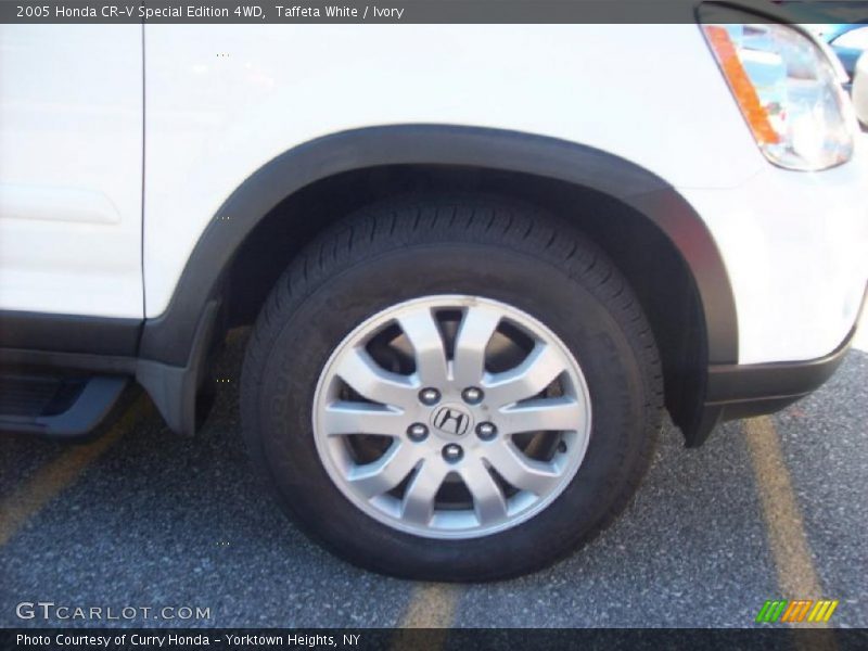 Taffeta White / Ivory 2005 Honda CR-V Special Edition 4WD