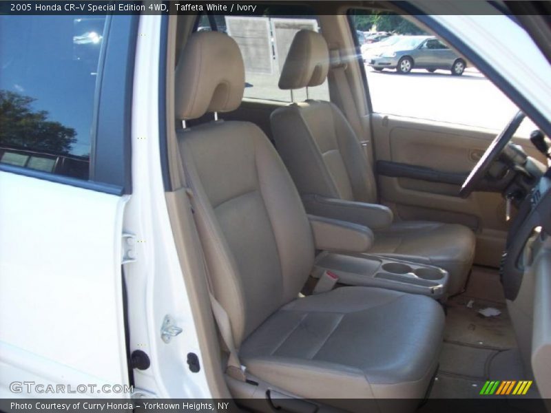 Taffeta White / Ivory 2005 Honda CR-V Special Edition 4WD