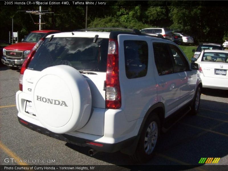 Taffeta White / Ivory 2005 Honda CR-V Special Edition 4WD