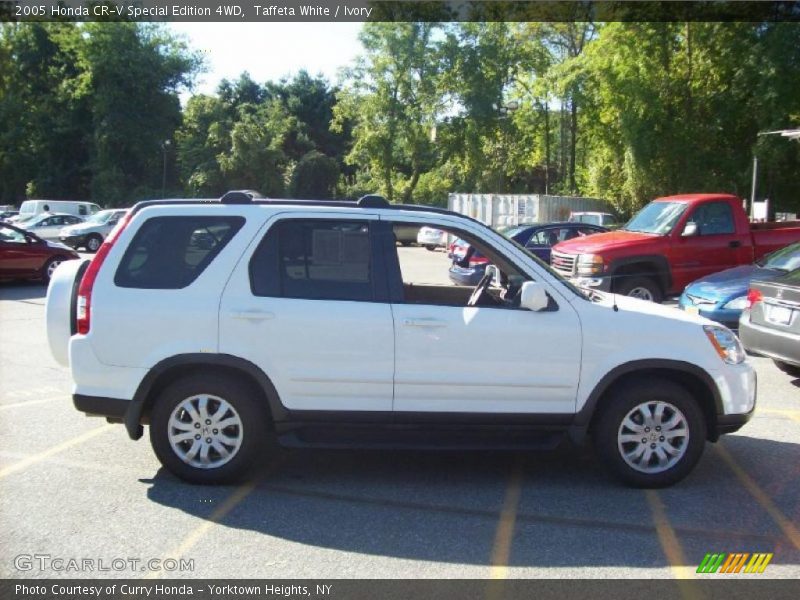 Taffeta White / Ivory 2005 Honda CR-V Special Edition 4WD
