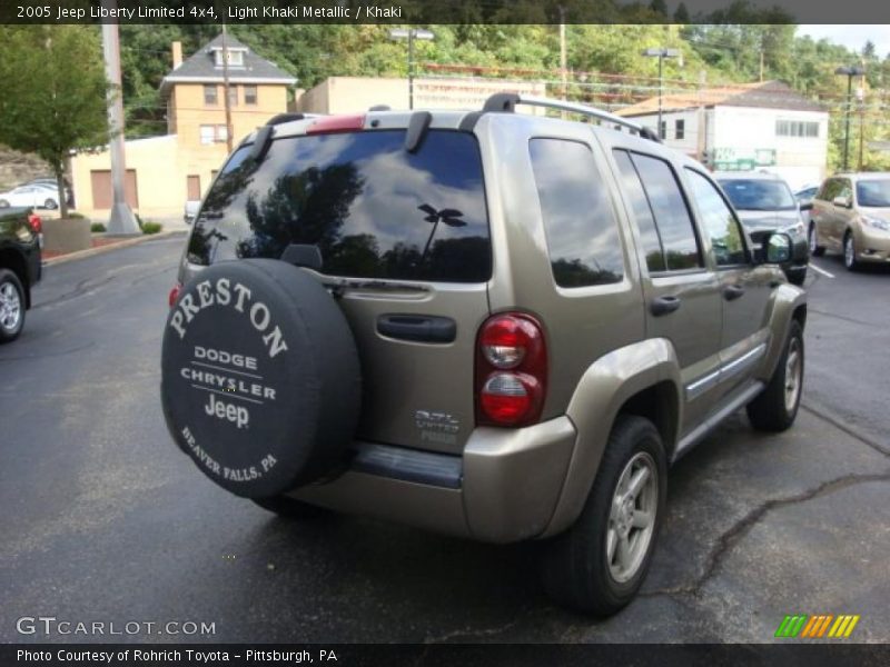 Light Khaki Metallic / Khaki 2005 Jeep Liberty Limited 4x4