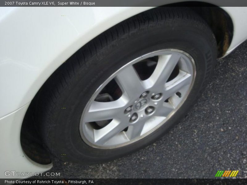 Super White / Bisque 2007 Toyota Camry XLE V6