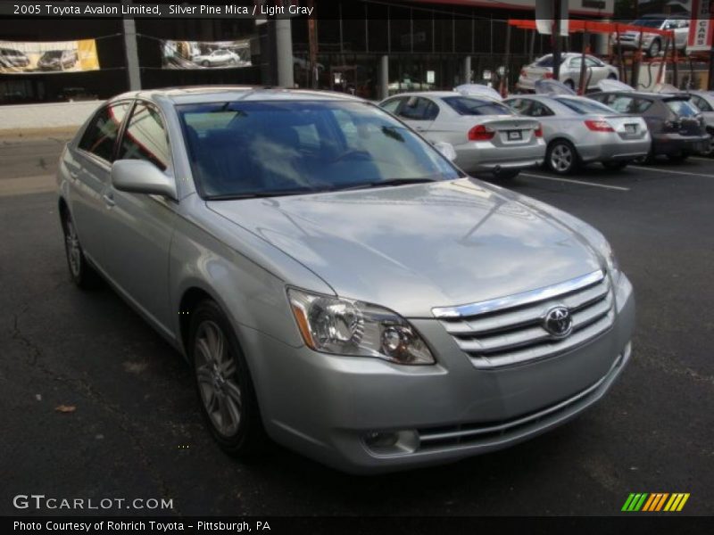 Silver Pine Mica / Light Gray 2005 Toyota Avalon Limited