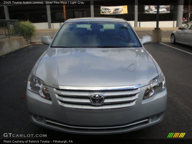 Silver Pine Mica / Light Gray 2005 Toyota Avalon Limited