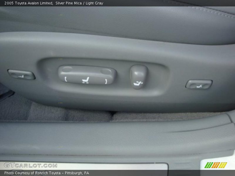 Silver Pine Mica / Light Gray 2005 Toyota Avalon Limited