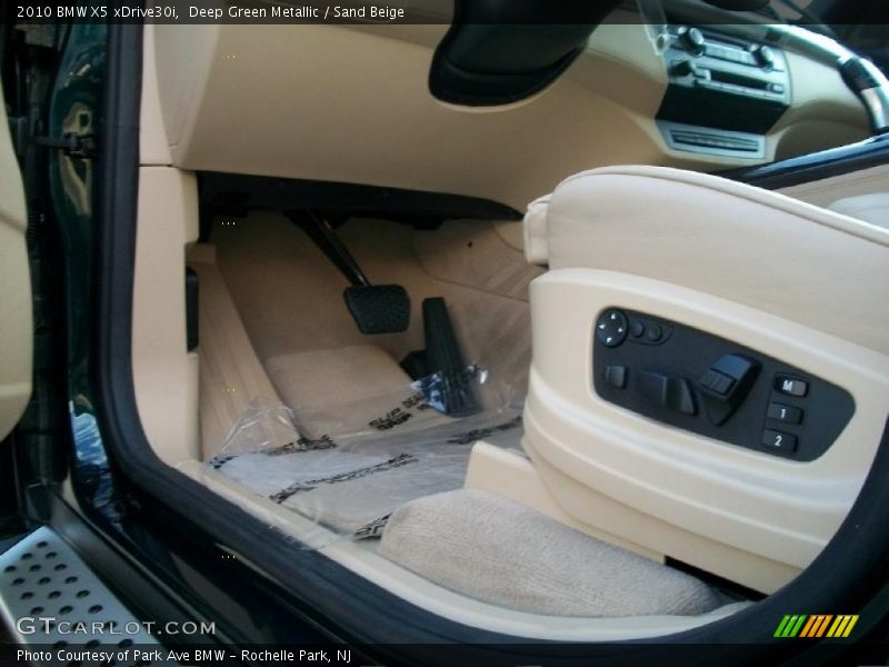Deep Green Metallic / Sand Beige 2010 BMW X5 xDrive30i
