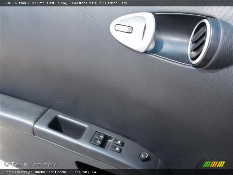 Silverstone Metallic / Carbon Black 2003 Nissan 350Z Enthusiast Coupe